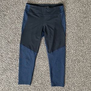 Outdoor Voices Blue and Black Cropped Leggings - Sz XL